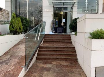 Departamento de 2 ambientes, Lomas de Zamora · Venta Dpto 2 Amb con Cochera Amoblado Piso Alto