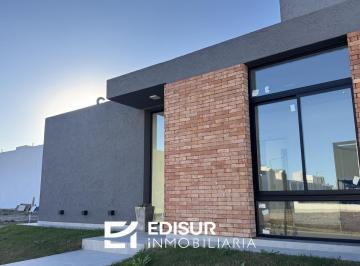 Casa · 82m² · 2 Dormitorios · Duplex 2 Dorm Pb en Prados de Manantiales