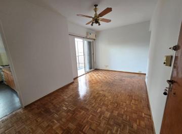 Departamento · 47m² · 3 Ambientes · Alquiler 3 Ambientes con Balcon Parque Centenario