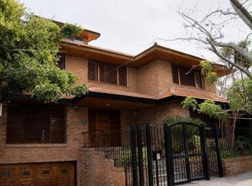 Casa de 4 ambientes, San Isidro · Casa en Alquiler en Martinez
