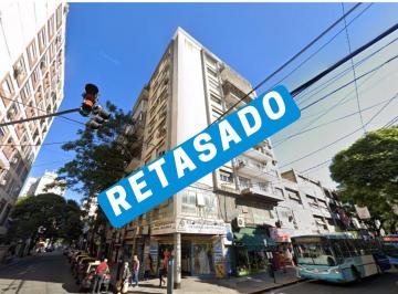 Departamento · 103m² · 5 Ambientes · Paraguay 1024 - Departamento 2 Dorm. Comodín y Cochera en Alquiler
