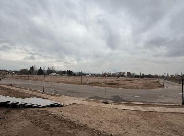 Terreno , Chacras de Coria · Lotes en Chacras de Coria Premium Barrio Icon Besares | Desde Usd 116.000
