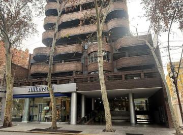 Departamento de 6 ambientes, Ciudad de Mendoza · Alquilo Departamento Zona Plaza España