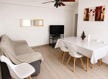Departamento · 34m² · 2 Ambientes · 1 Cochera · Venta Dept0 2 Ambientes C/cochera Amoblado Faro N.