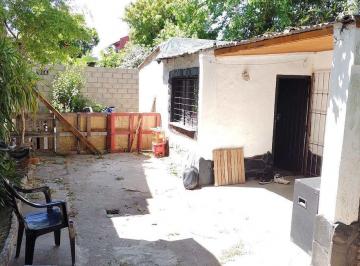 Casa · 60m² · 3 Ambientes · 1 Cochera · Casa a La Venta en Villa de Mayo, 3 Ambientes