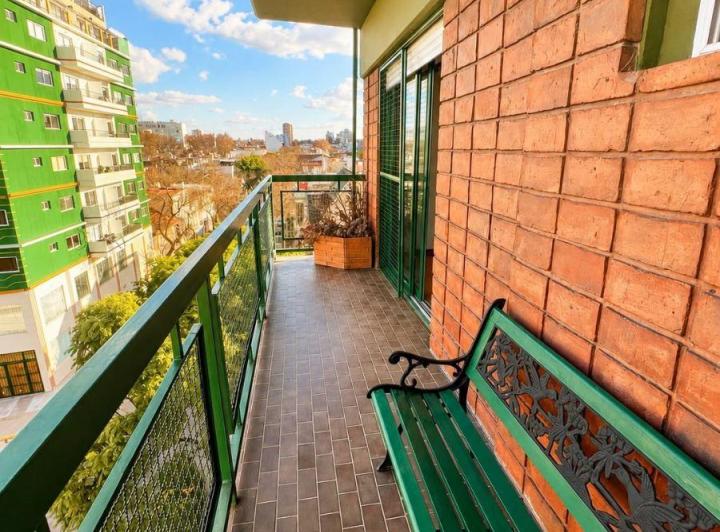 Alquiler | Departamento 3 Ambientes con Balcón Al Frente Barrio de Parque Patricios