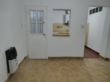 PH · 37m² · 2 Ambientes · Departamento 2 Ambientes Patio en Alquiler Olivos