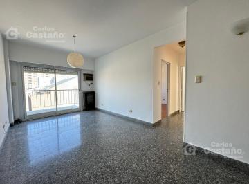 Departamento · 68m² · 3 Ambientes · 1 Cochera · Depto. 3 Amb. Amplios con Balcón y Cochera