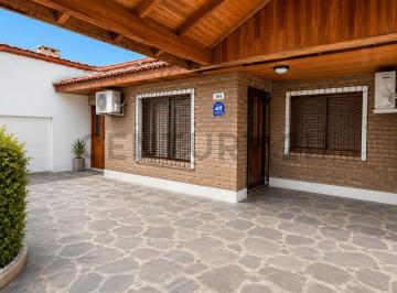 Oficina comercial · 120m² · 4 Ambientes · 1 Cochera · Venta - Chalet 4 Ambientes