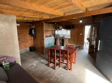 Casa · 50m² · 2 Ambientes · Casa en Venta en Los Hornos. 152 E/ 77 y 78