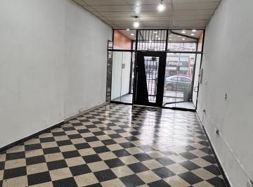 Local comercial Alquiler 68m² de 1 ambiente · Local en Centro Comercial 4x17 Mtrs Calle Av Varela Entre Eva Perón y Zuviria