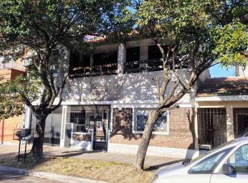 PH · 68m² · 3 Ambientes · 1 Cochera · Venta PH 3 Amb C/cochera - Patio - Gerli Apto Cred