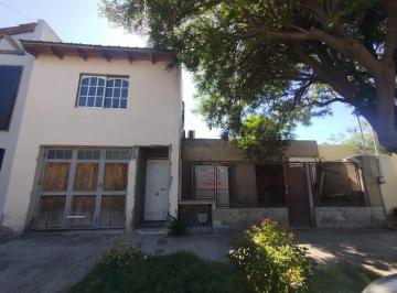 Casa · 200m² · 3 Ambientes · Venta Casa en Cipolletti
