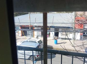 Casa en Alquiler de 5 ambientes De Vicenzo C.C. · Alquiler en Planta Alta de Vicenzo Grande /apto Oficinas/consultorio
