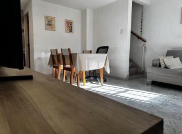 Casa · 88m² · 4 Ambientes · Venta Triplex en PH - Ramos Mejia Sur