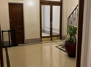 Departamento · 37m² · 2 Ambientes · Venta Departamento Av Cordoba y Talcahuano. Excelente Ubicacion.