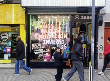 Local comercial , Tres de Febrero · Dueño Alquila Excelente Local Sin Comisión Sin Expensas Sin Llave Sobre 3 de Feb