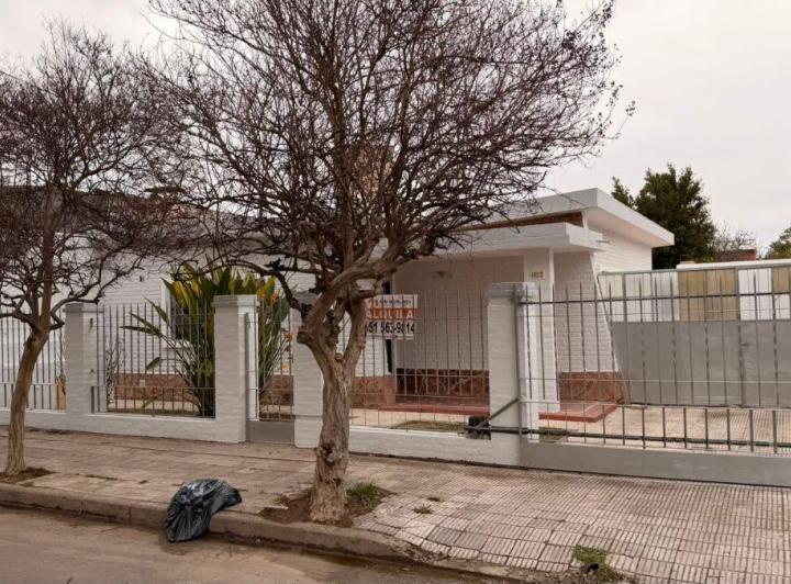 Casa · 140m² · 3 Ambientes · 1 Cochera