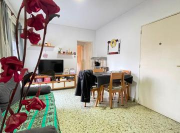 Departamento · 33m² · 2 Ambientes · Venta Departamento 2 Amb. Pompeya a m. Metrobus