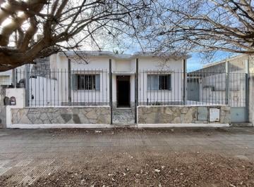 Casa · 152m² · 3 Ambientes · Alto Alberdi | Casa de 2 Dorm. Departamento Independiente | Gran Potencial de Inversión