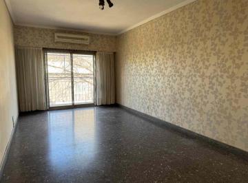Departamento · 80m² · 4 Ambientes · 1 Cochera · Venta Depto 4 Amb C/cochera, Baulera - Mataderos