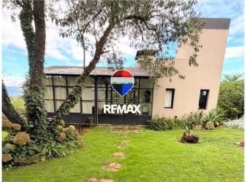 Casa · 208m² · 5 Ambientes · 2 Cocheras · Venta Casa Las Vertientes Vaqueros