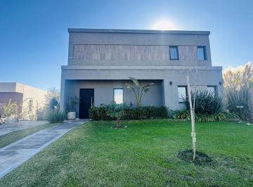 Casa · 139m² · 4 Ambientes · Casa 4 Ambientes en Santa Elisa