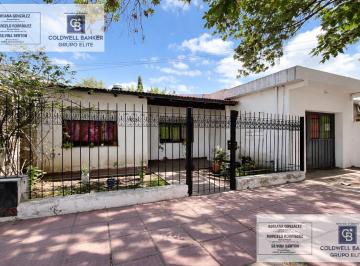 Casa · 131m² · 3 Ambientes · 1 Cochera · Venta Casa 3 Dorm. Villa Mercedes San Luis
