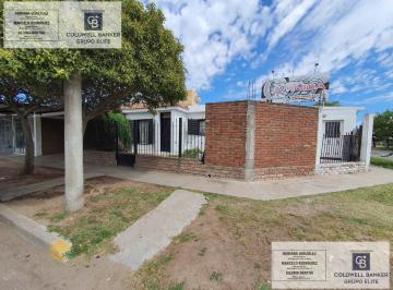 Casa · 170m² · 3 Ambientes · 2 Cocheras · Venta Casa Villa Mercedes San Luis La Ribera Local Comercial Frente Super Europa