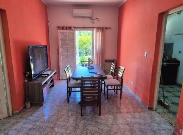 Casa · 2 Dormitorios · 1 Cochera · Casa - Villa Mercedes