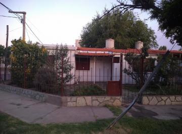 Casa · 198m² · 5 Ambientes · 1 Cochera · Casa en Villa Mercedes