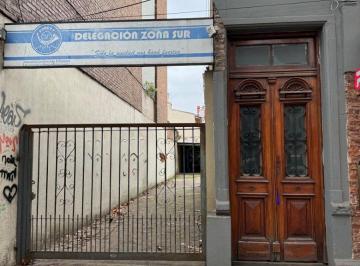 Oficina comercial de 5 ambientes, Esteban Echeverría · Oficinas/local Amplio en Alquiler a m de La Estación de Monte Grande, Excelente Ubicación