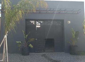 Bodega-Galpón · 244m² · Galpón en Venta en Don Torcuato