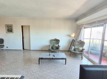 Departamento · 101m² · 3 Ambientes · 1 Cochera · Venta Departamento 3 Ambientes 101 m² con Cochera en Parque Chacabuco