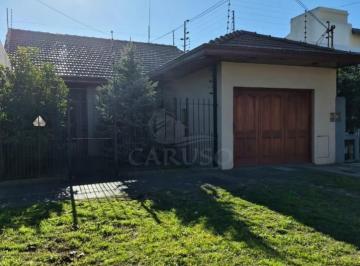 Casa · 165m² · 4 Ambientes · 1 Cochera · Casa en Quilmes Oeste