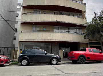 Foto · Departamento en Alquiler de 1 Dormitorio en General Paz con Pileta
