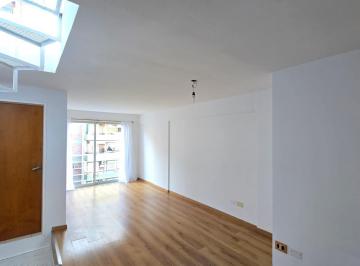 Departamento · 55m² · 2 Ambientes · Departamento Duplex con Terraza Frente Balcon. Coghlan