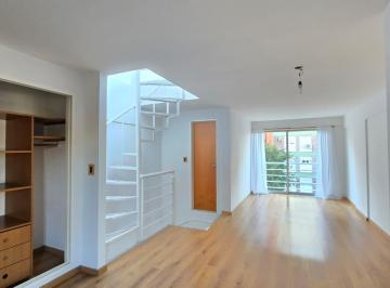 Departamento · 55m² · 2 Ambientes · Departamento Duplex con Terraza Frente Balcon. Coghlan