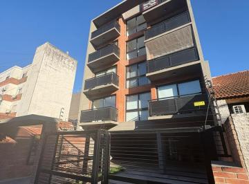 Departamento · 34m² · 1 Ambiente · Departamento Monoambiente con Balcón en Alquiler en Castelar.
