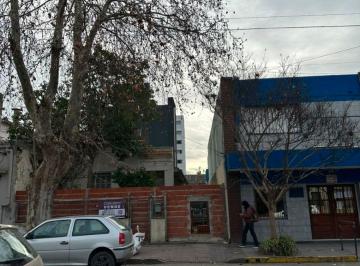 Casa de 6 ambientes, Mar del Plata · Casa y Depto a Reciclar a 250 m de Av Luro Ideal Uso Profesional
