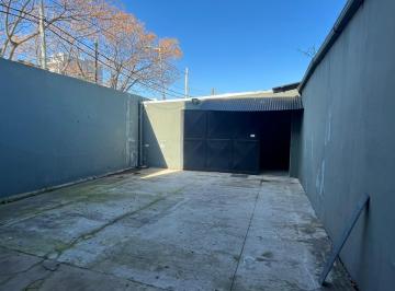 Oficina comercial · 350m² · 2 Cocheras · Oficina y Galpón