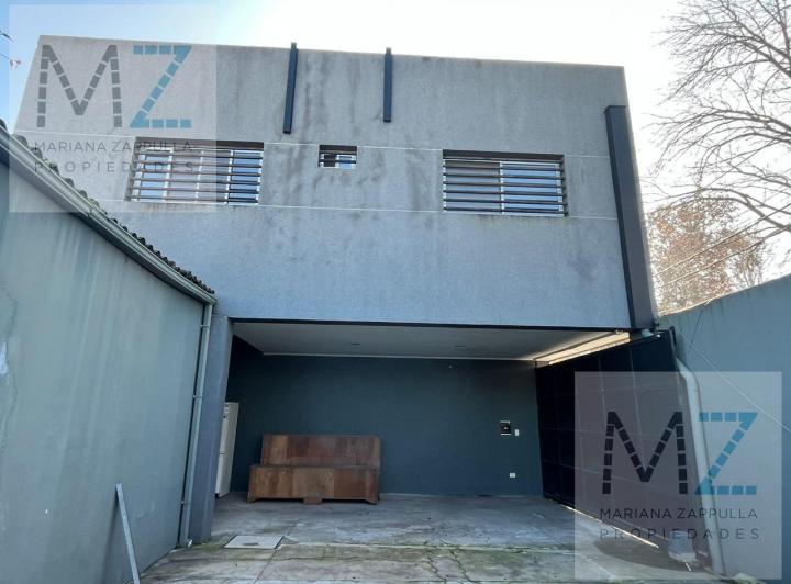 Oficina comercial · 350m² · 3 Ambientes · 2 Cocheras