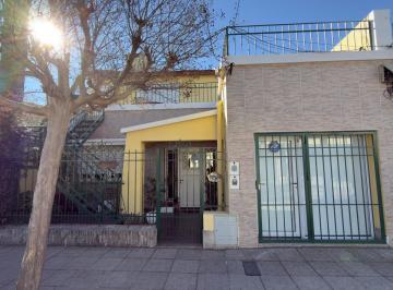 Casa · 342m² · 10 Ambientes · Casa en Venta: Buenos Aires 472 San Lorenzo Santa Fe