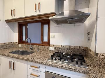 Departamento · 100m² · 3 Ambientes · Semipiso Muy Luminoso en Palermo, Capital Federal. Impecable. 3 Amb con Balcon Al Frente!