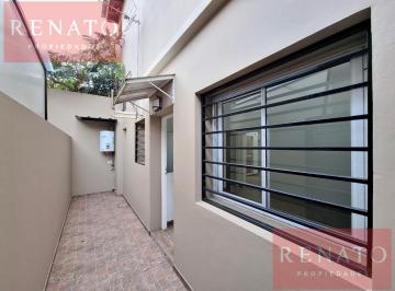 Departamento · 50m² · 3 Ambientes · Hermoso Depto. Tipo PH de 3 Ambientes con Patio en Alquiler - Munro