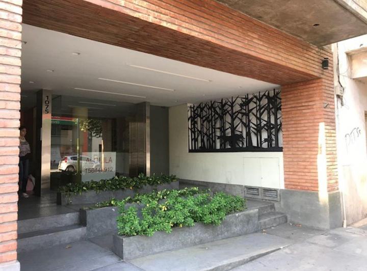 Local comercial · 1m²