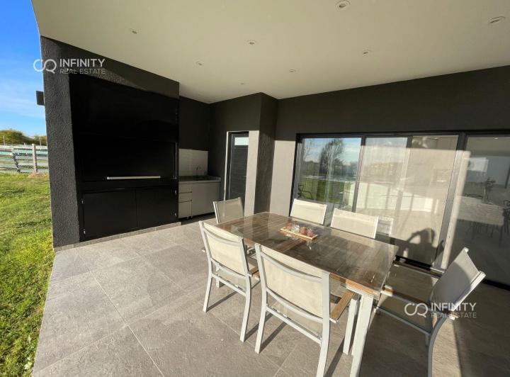 Casa · 153m² · 4 Ambientes