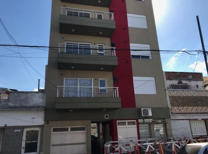 Impecable Departamento 2 Ambientes con Balcon