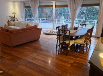 Departamento · 210m² · 6 Ambientes · Departamento en Alquiler - 4 Dorm. 4 Baños - 250 m - Palermo