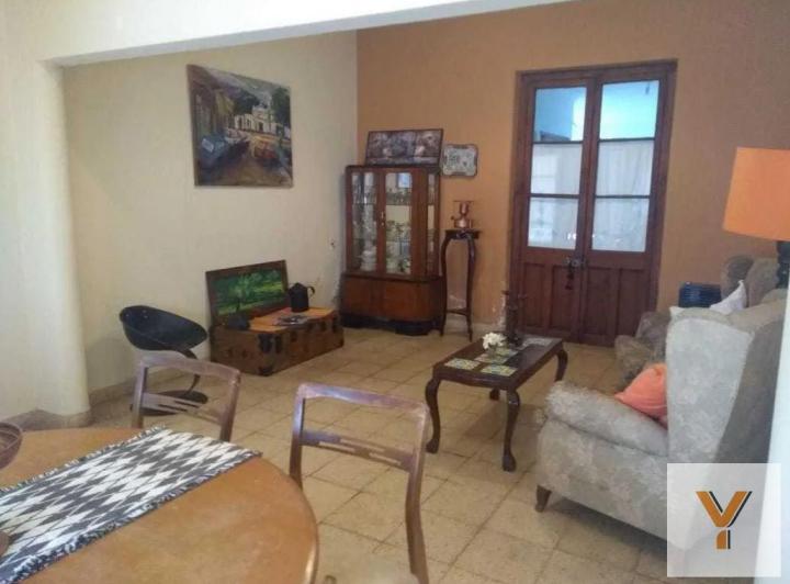 Casa · 150m² · 5 Ambientes · 1 Cochera